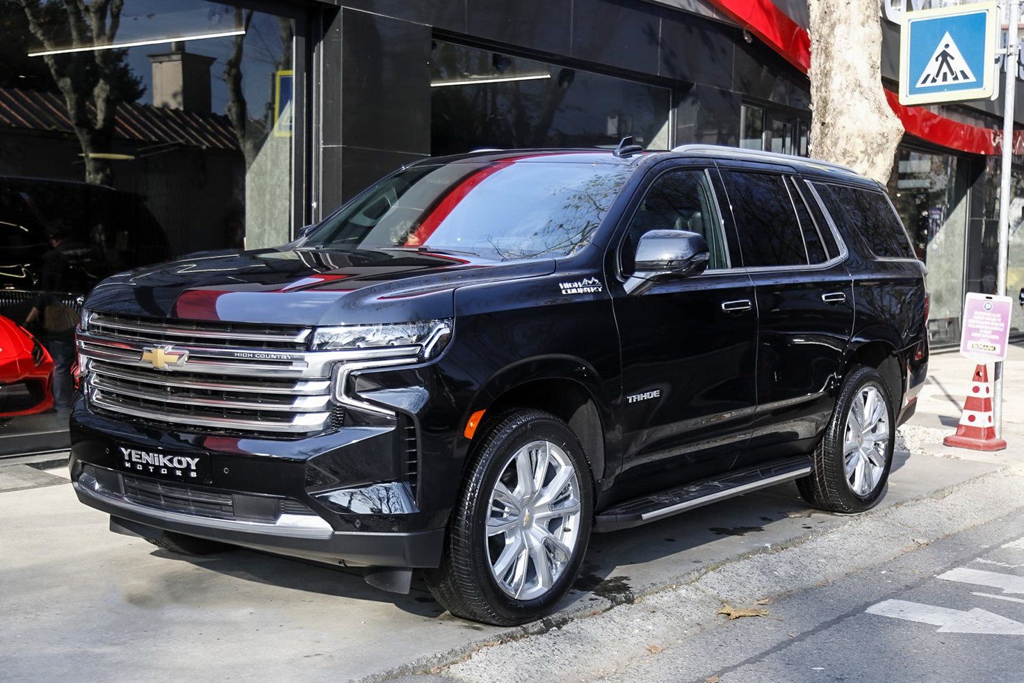 CHEVROLET TAHOE 6.2 V8 - HIGH COUNTRY