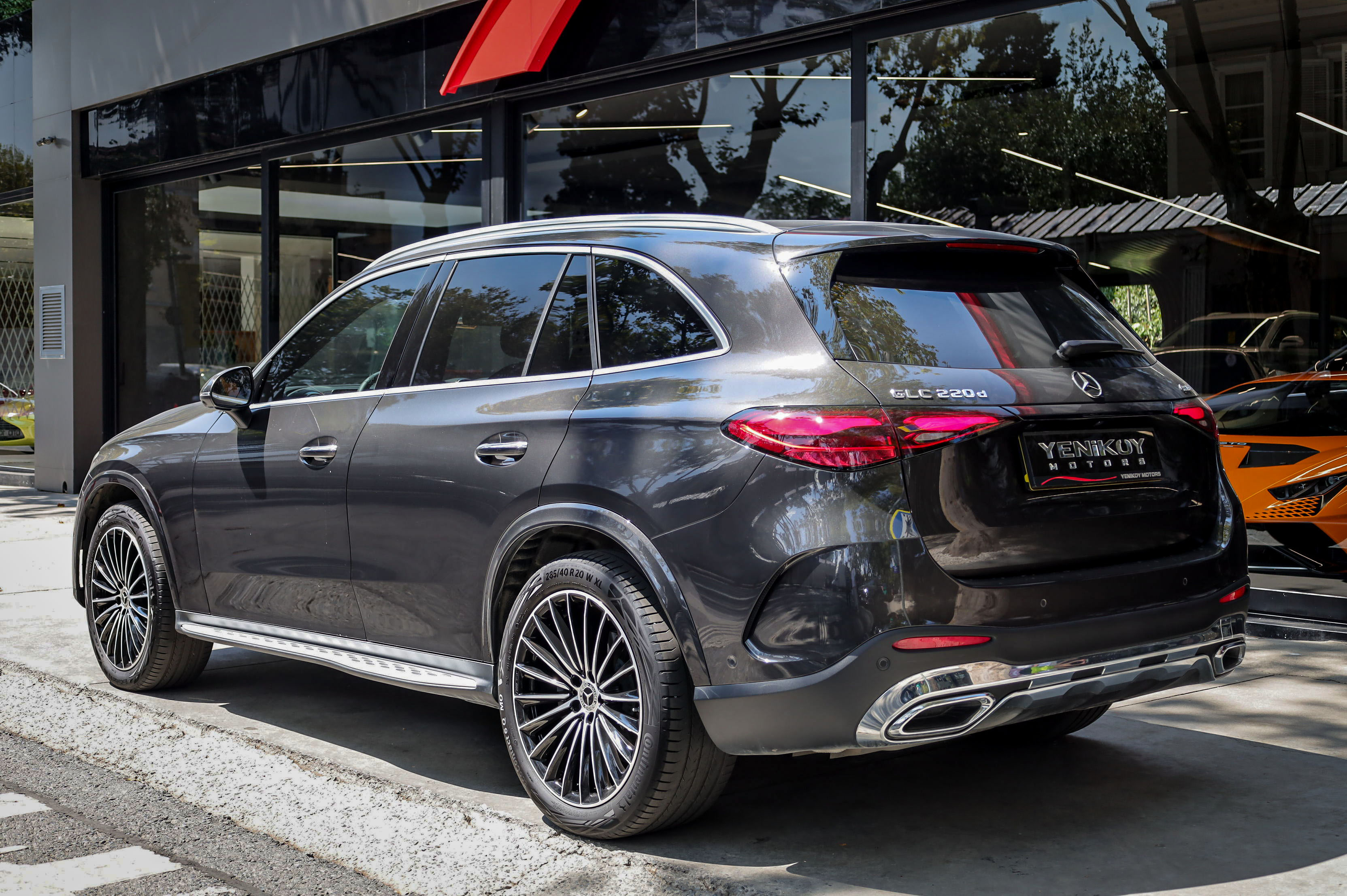 MERCEDES BENZ GLC 220D 4 MATIC EDITION 1 AMG