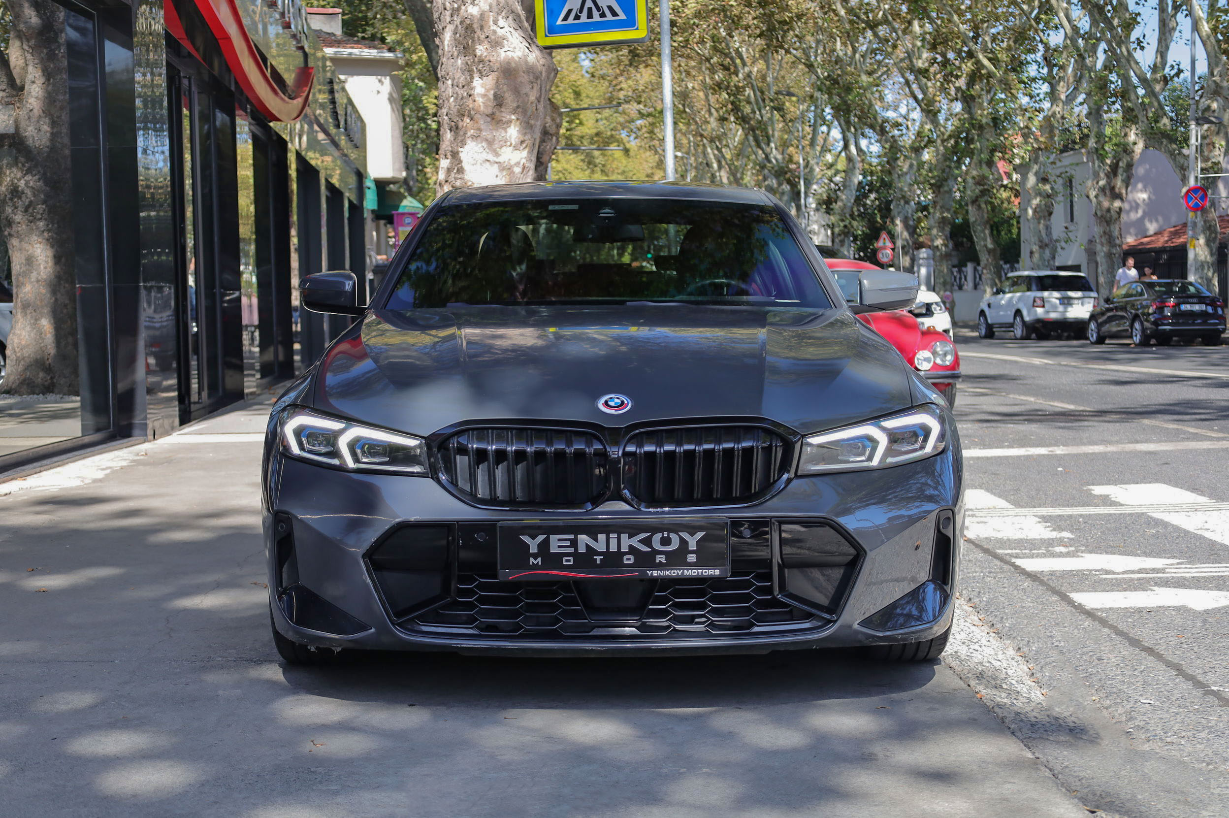 BMW 320İ M SPORT